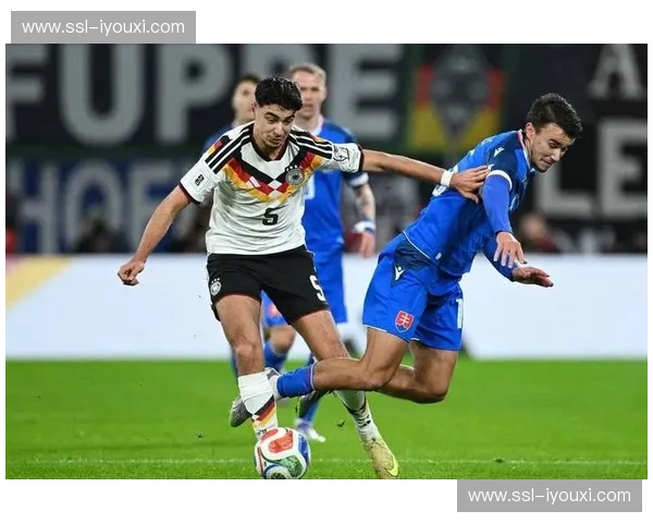 德国萨内边路突破能力突出 但决策合理性常受诟病 德国萨内边路突破能力突出 但决策合理性常受诟病