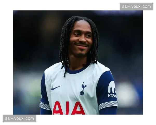 热刺后防核心斯彭斯缺阵 罗梅罗停赛影响防守稳定性